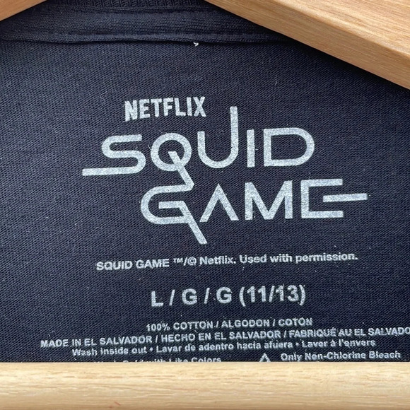 Squid Game large T-shirt. Red Light Green Light - Picture 2 of 3